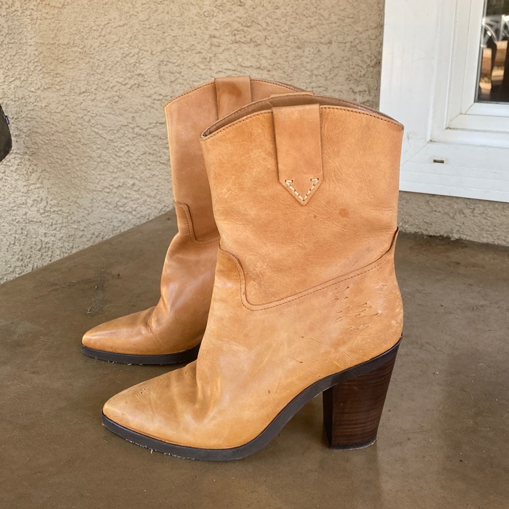 Ming Leather Boots Size 6.5